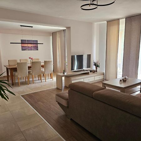 Premium Apartments Tade Funtana Esterno foto