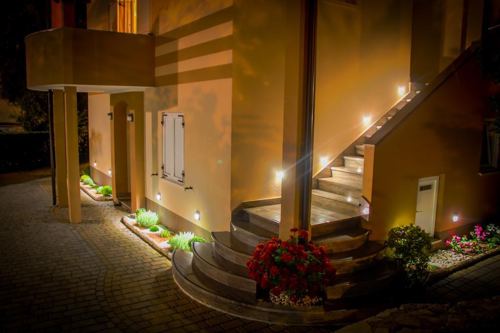 Premium Apartments Tade Funtana Esterno foto